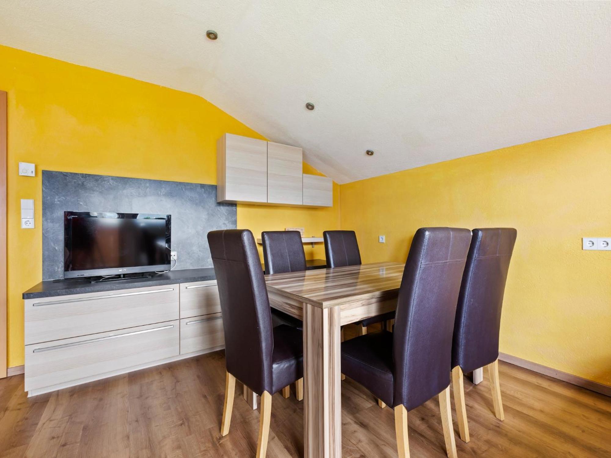 Appartement Sunlit Near Area In Hollersbach im Pinzgau